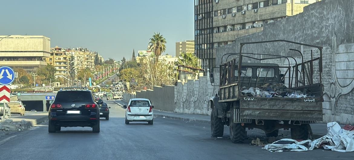 Berita Dunia dalam Rangkuman: Kekerasan antar etnis di Suriah, hak-hak Masyarakat Adat, keamanan informasi global