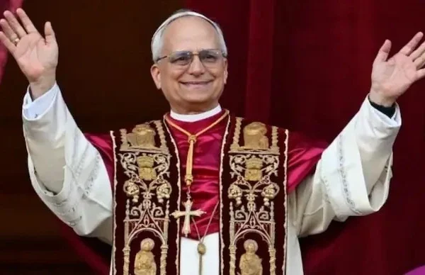 Paus Leo XIV mengatakan bahwa membangun AI seperti menciptakan bersama Tuhan, dan mendesak para teknisi untuk membuat kode dengan etika dan moralitas