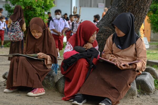 WHO dan UNFPA memuji upaya Indonesia dalam memberantas kanker serviks, mendesak strategi vaksin yang efisien dan peningkatan skrining