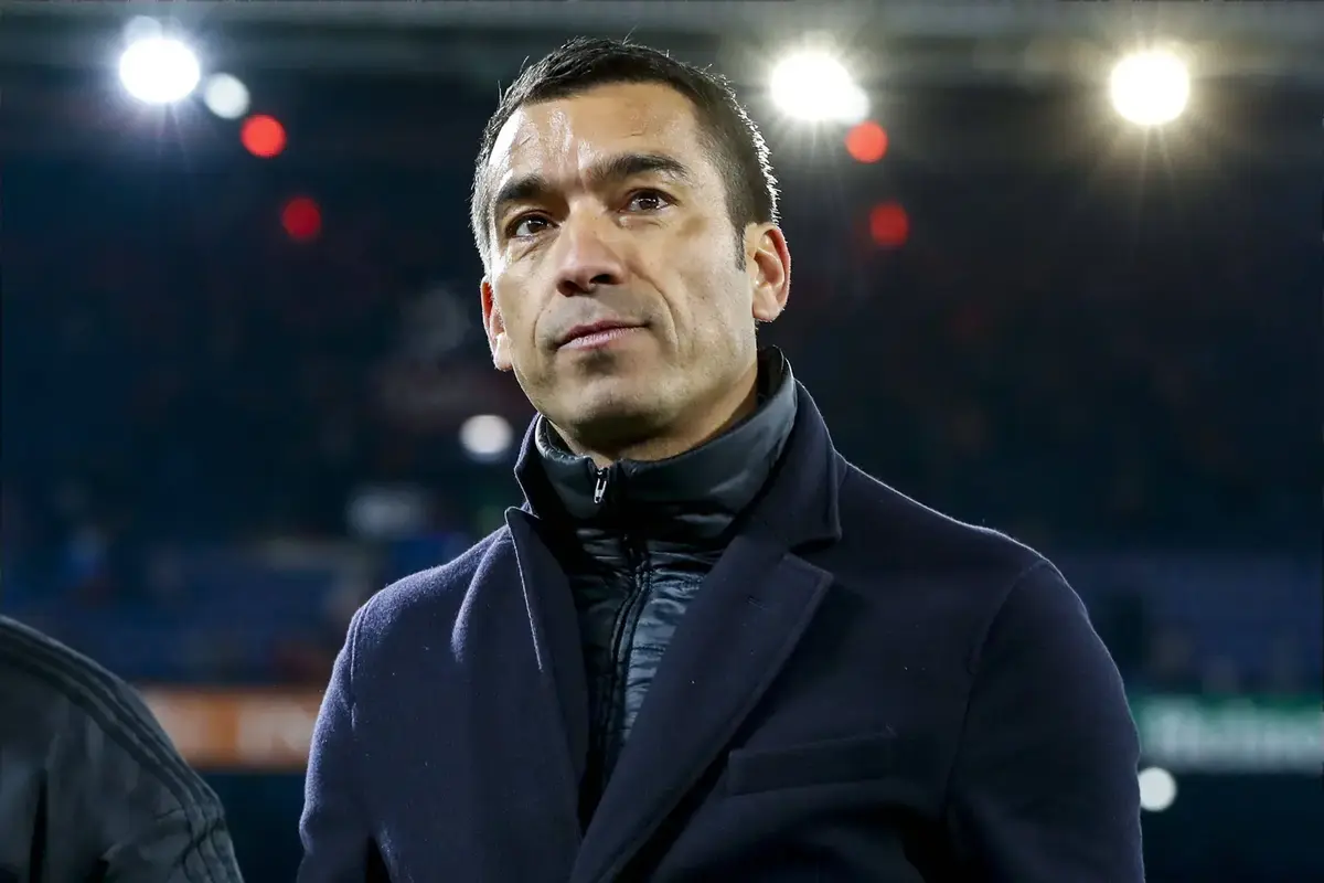 Media Belanda mengklarifikasi hubungan kerja Giovanni van Bronckhorst dan Indonesia