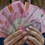 Mengapa merosotnya nilai tukar rupiah menjadi alarm bagi perekonomian Indonesia yang bernilai $1,4 triliun