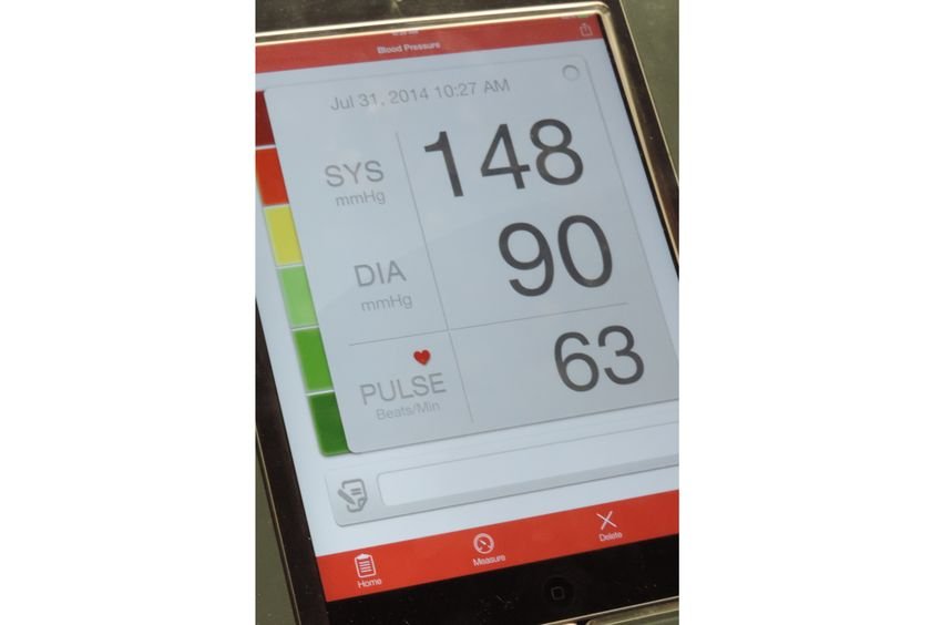 Pedoman tekanan darah tinggi yang baru menekankan pada pencegahan dan pengobatan dini untuk mengurangi risiko CVD