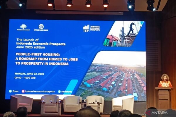 Perekonomian Indonesia tetap tangguh di tengah ketidakpastian global: WB