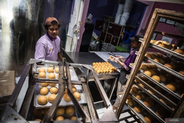 Indonesia menyiapkan program untuk mengatasi ekonomi informal dan mendukung UMKM.