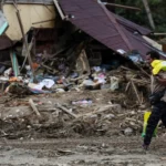 Tidak ada kembang api Tahun Baru di Indonesia saat bangsa ini berduka atas korban banjir Sumatera