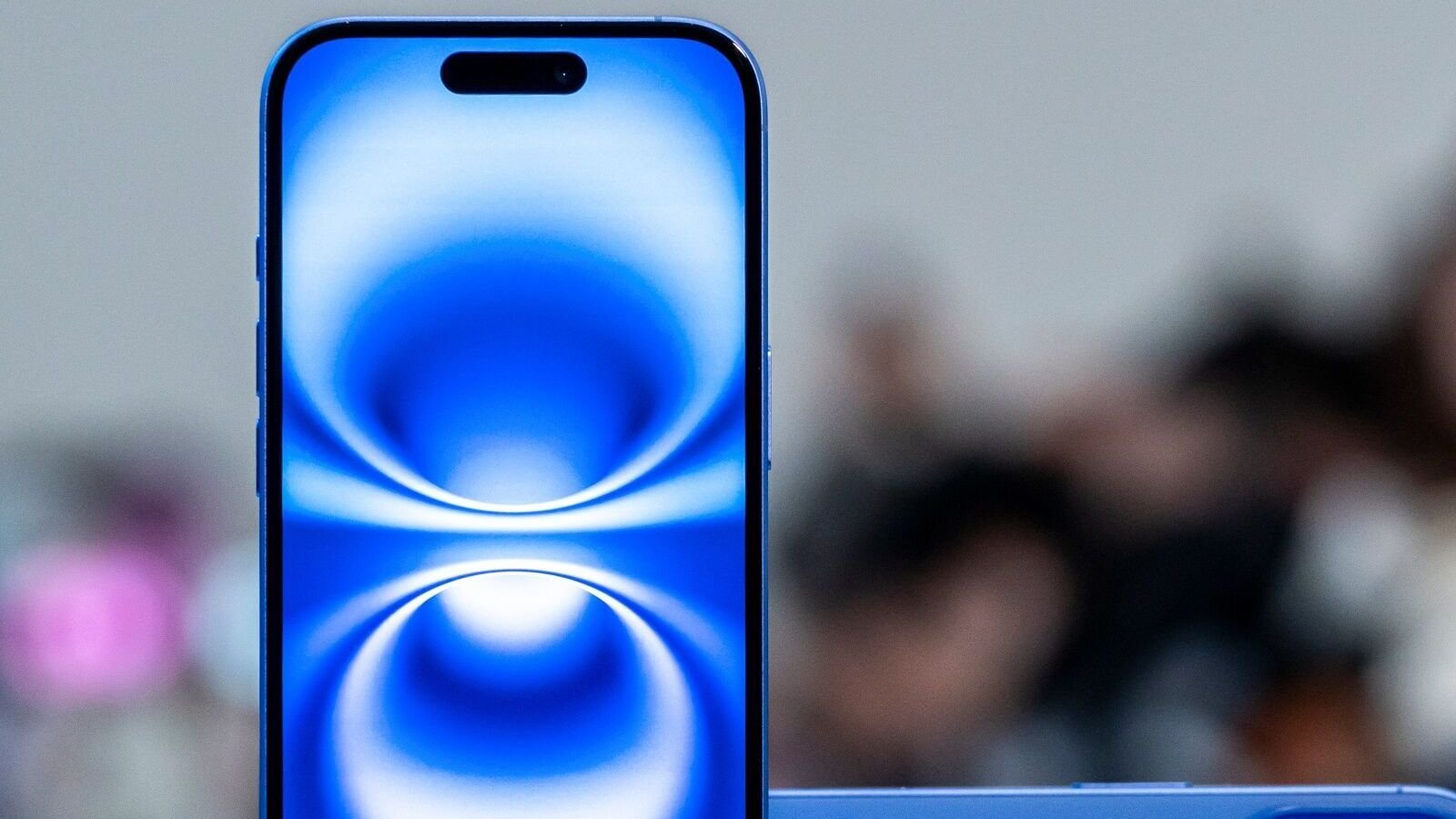 Berita Teknologi Hari Ini: Pembaruan Langsung pada 20 November 2024: iPhone tertipis sepanjang sejarah? iPhone 17 Slim dari Apple dikabarkan akan memiliki ketebalan hanya 6mm.