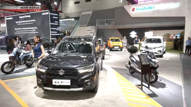 Pameran mobil semakin ramai di Indonesia, mobil listrik China semakin populer.