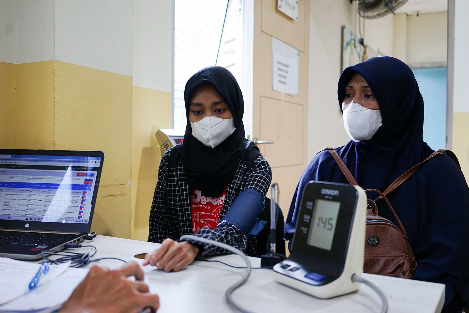 Beban lebih ringan, pelayanan lebih baik: Kementerian Kesehatan dan WHO mempercepat redistribusi JKN