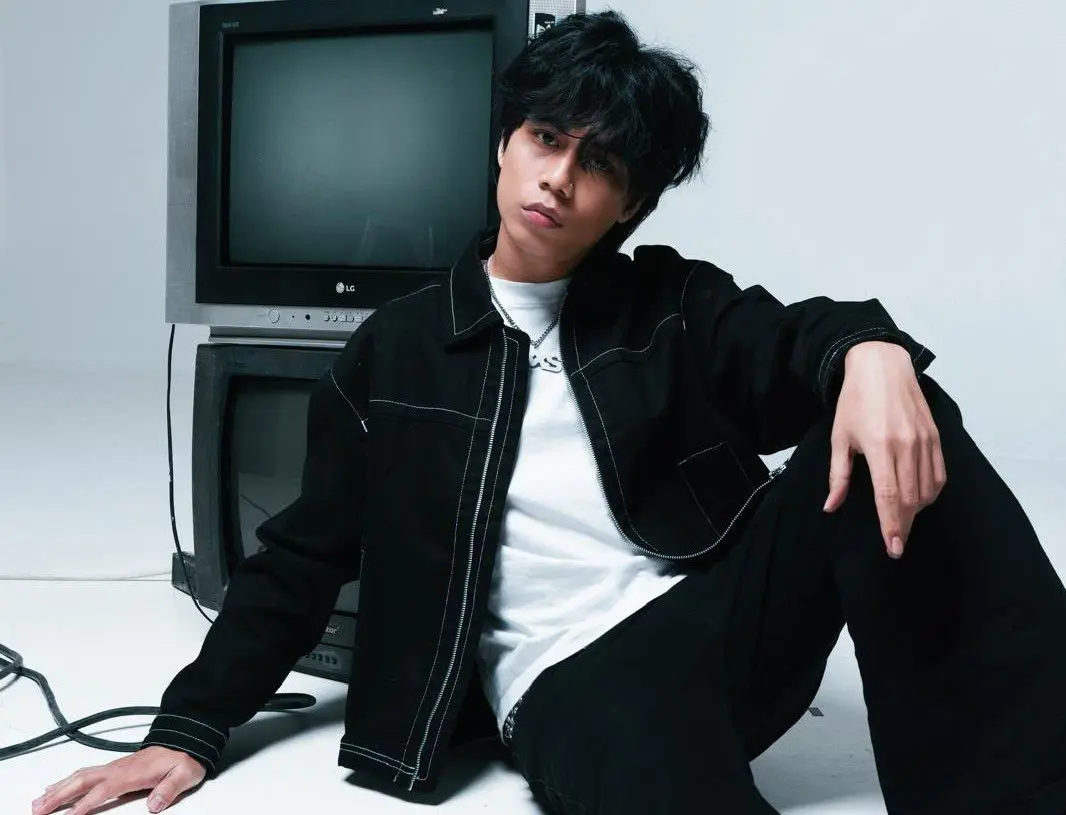 Bintang populer asal Indonesia, Tenxi, mencetak rekor; tiket konsernya di Kuala Lumpur ludes terjual dalam 30 menit; kini akan ada konser kedua