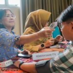 Indonesia menemukan masalah kesehatan mental pada 10 persen anak-anak yang diperiksa.