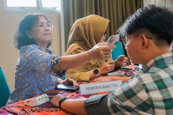 Indonesia menemukan masalah kesehatan mental pada 10 persen anak-anak yang diperiksa.