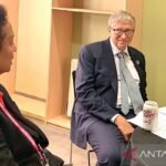Menteri Kesehatan Indonesia meraih penghargaan dari Yayasan Gates