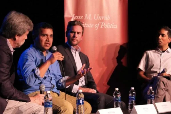 Apakah teknologi memicu polarisasi dalam iklim politik saat ini?