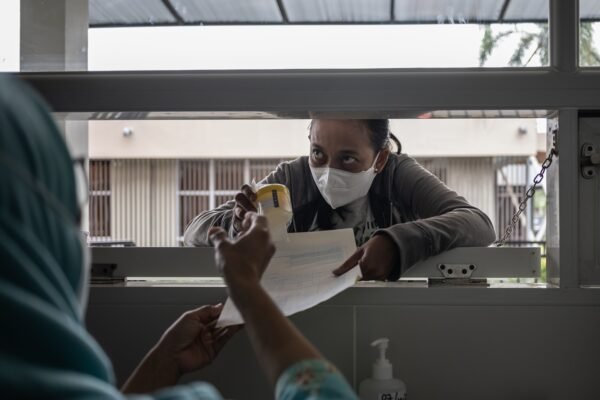 Jumlah kematian akibat resistensi antimikroba diperkirakan mencapai 10 juta orang pada tahun 2050; Kementerian Kesehatan dan WHO meluncurkan strategi nasional