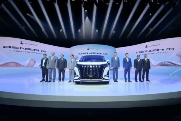 MPV BYD Denza D9 memimpin penjualan mobil asal Tiongkok pada bulan Maret di Indonesia