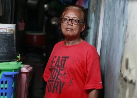 Mantan pengasuh transgender Presiden Barack Obama yang tinggal di Indonesia, kewalahan menghadapi ketenaran – New York Daily News