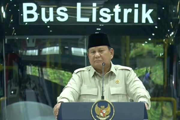 Prabowo Meresmikan Pabrik Mobil Listrik Baru di Tengah Upaya Indonesia Beralih ke Energi Terbarukan
