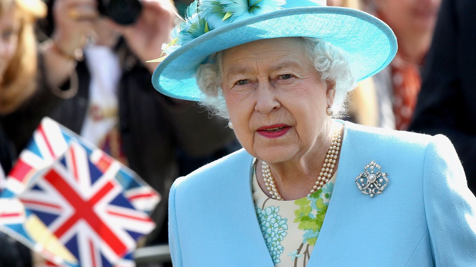 Ratu Elizabeth Tidak Menyukai "Gaya Hidup Mewah" Kerabatnya